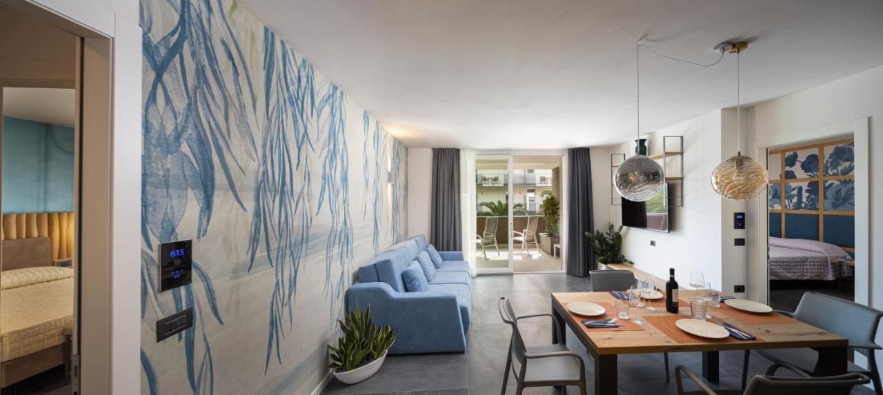 Aris Apartments & Sky Pool - Tonelli Hotels - Adult Friendly リーヴァ・デル・ガルダ エクステリア 写真